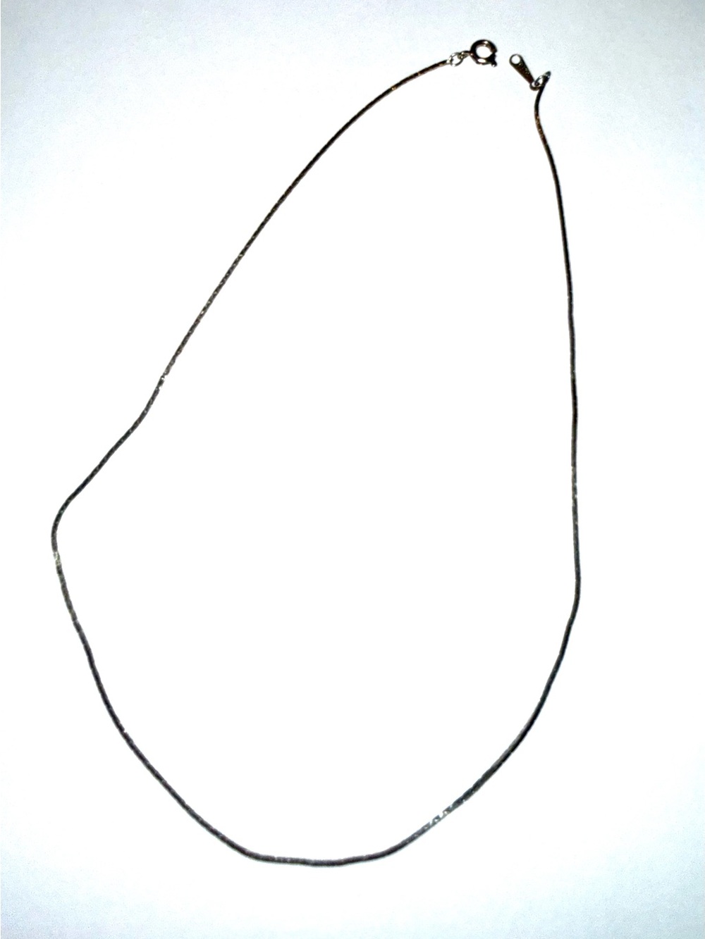 Vintage 14K White Gold Filled Delicate Flat Herringbone Snake Necklace 16 inch